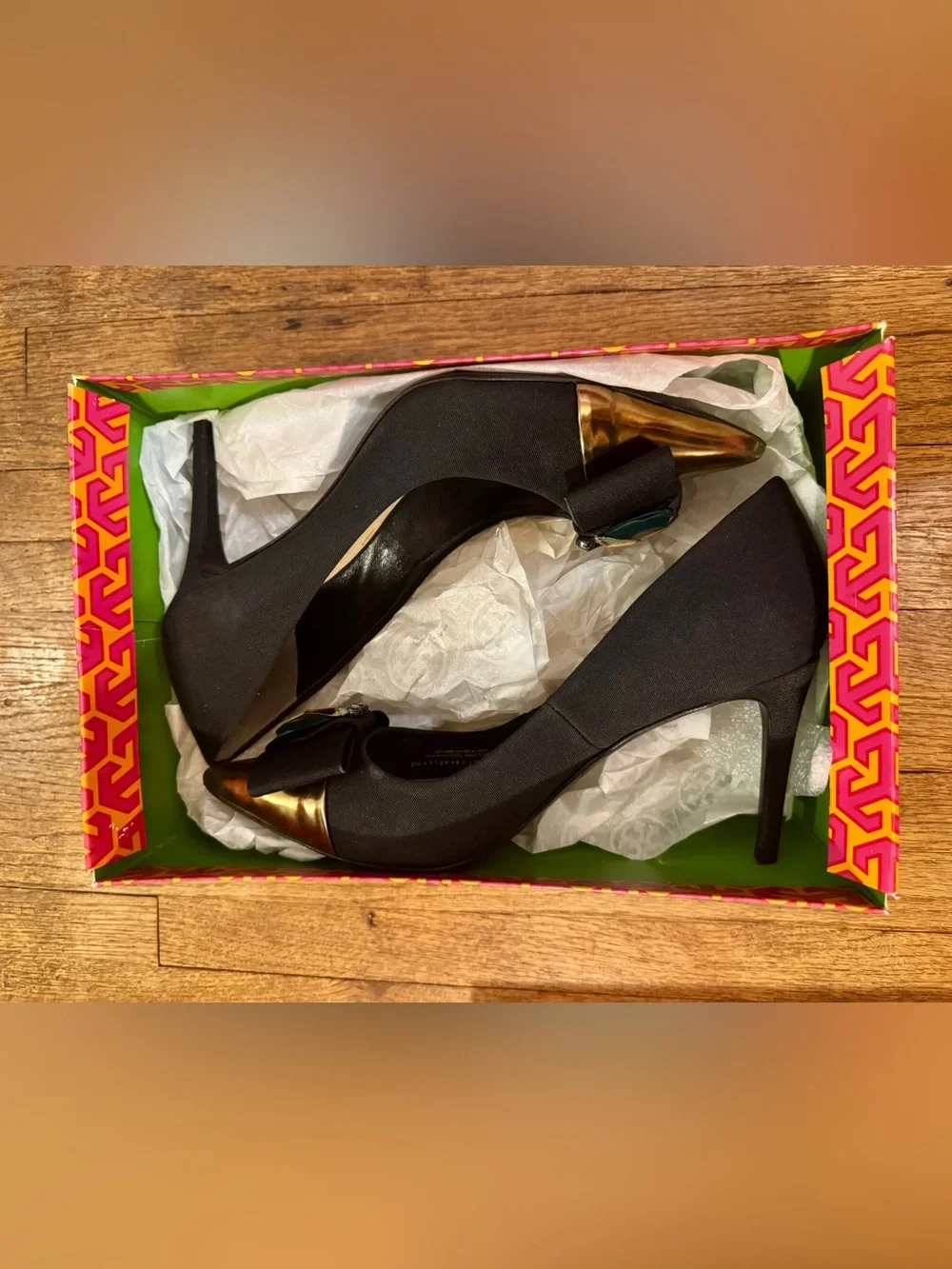 Tory Burch Black Pointed Toe Beetle Scarab Embellished Pumps - W9